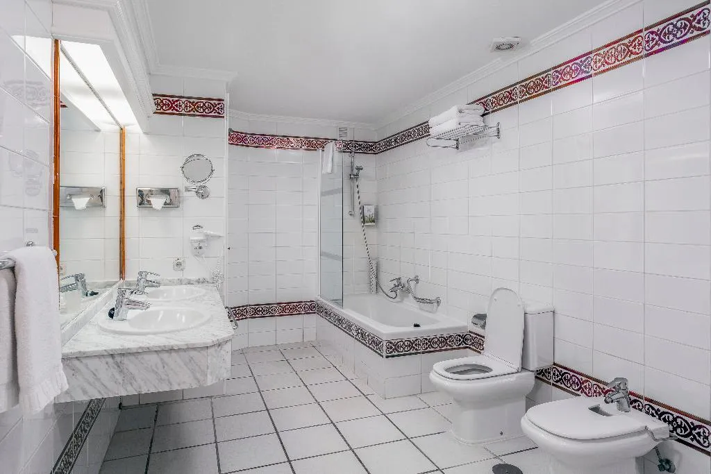 APARTMENT TWO BEDROOMS Room, Santa Barbara Golf & Ocean Golf Club, Tenerife