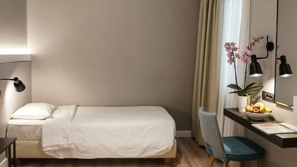 TRIPLE STANDARD Room, Athens Cypria, Athens