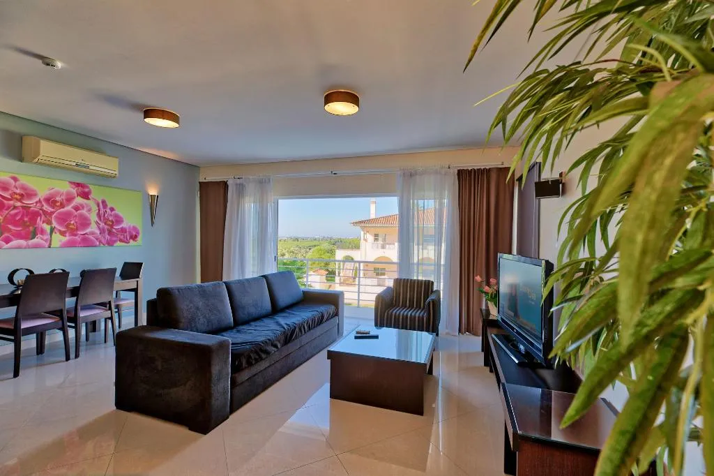 APARTMENT GARDEN VIEW ONE BEDROOM Room, Colina Verde Resort, Algarve