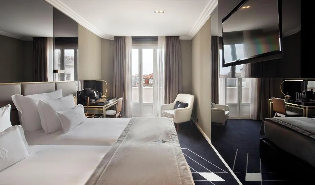 DOUBLE DELUXE Room, Altis Avenida, member Preferred Hotels & Resorts, Lisbon