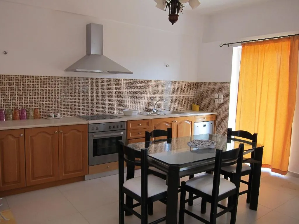Room, Baladinos Apartments, Crete