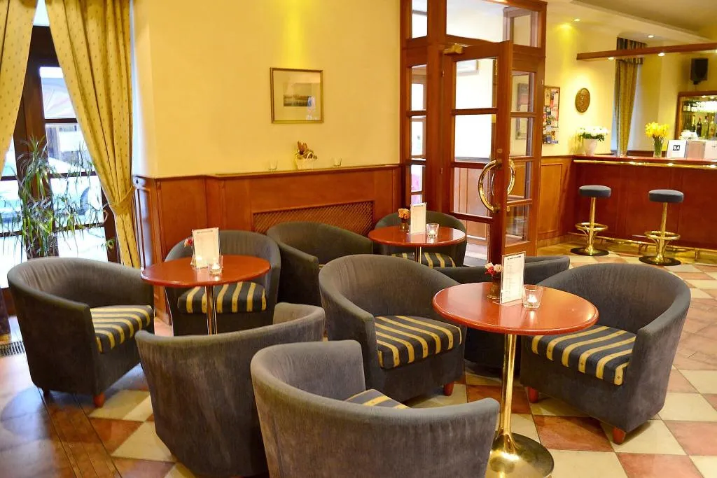 Bar, Arbes, Prague