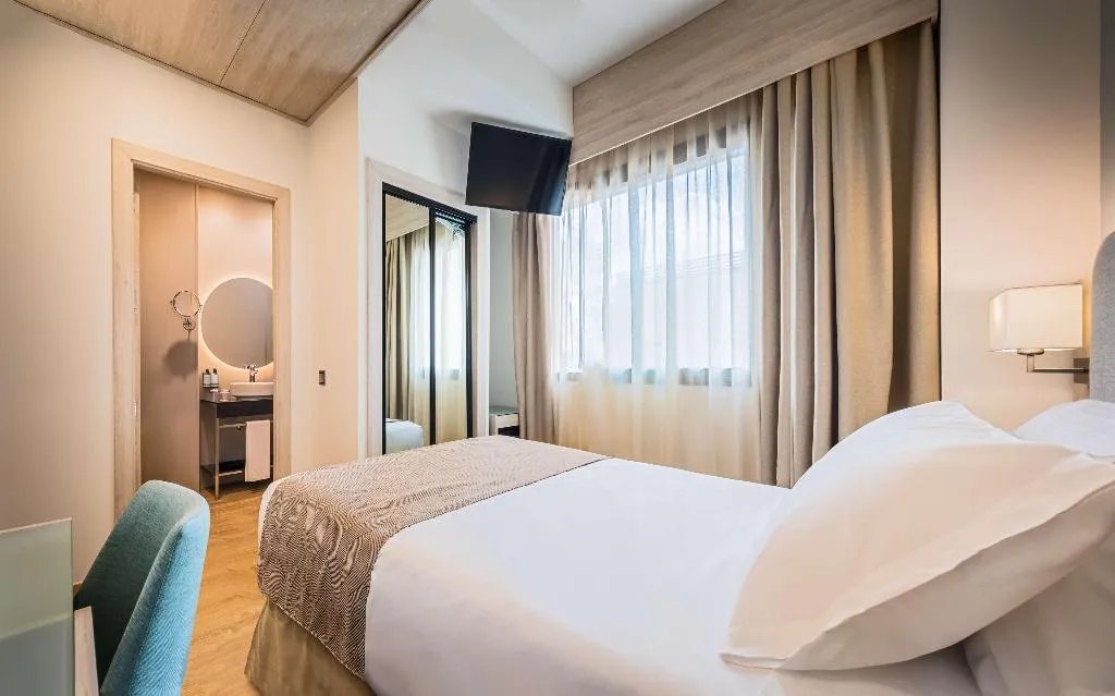 Room, Occidental Sevilla Viapol, Seville