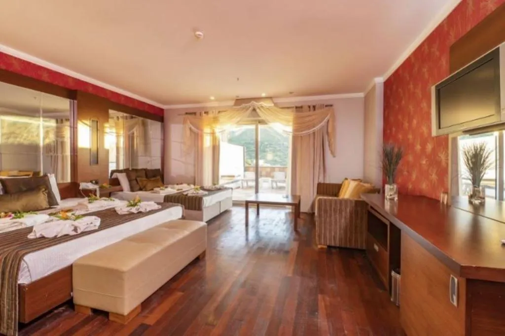 SUITE WITH TERRACE Room, Maira Deluxe Resort, Bodrum