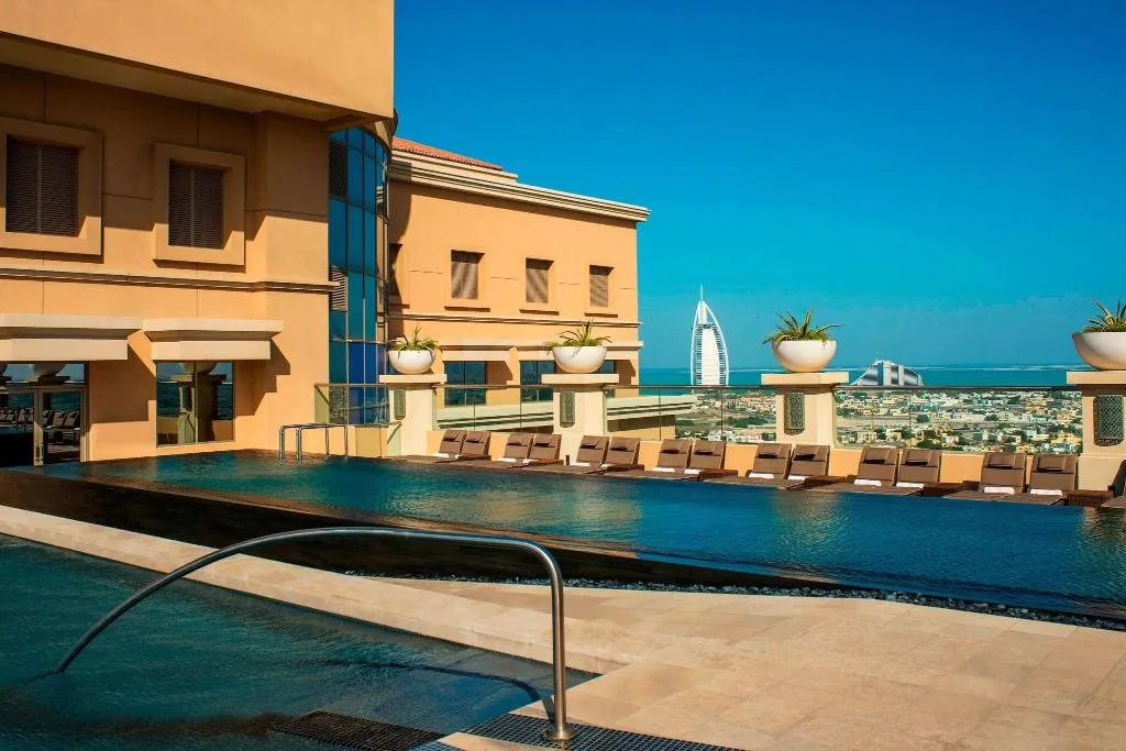 Pool, Sheraton Dubai Mall of the Emirates Hotel, Dubai