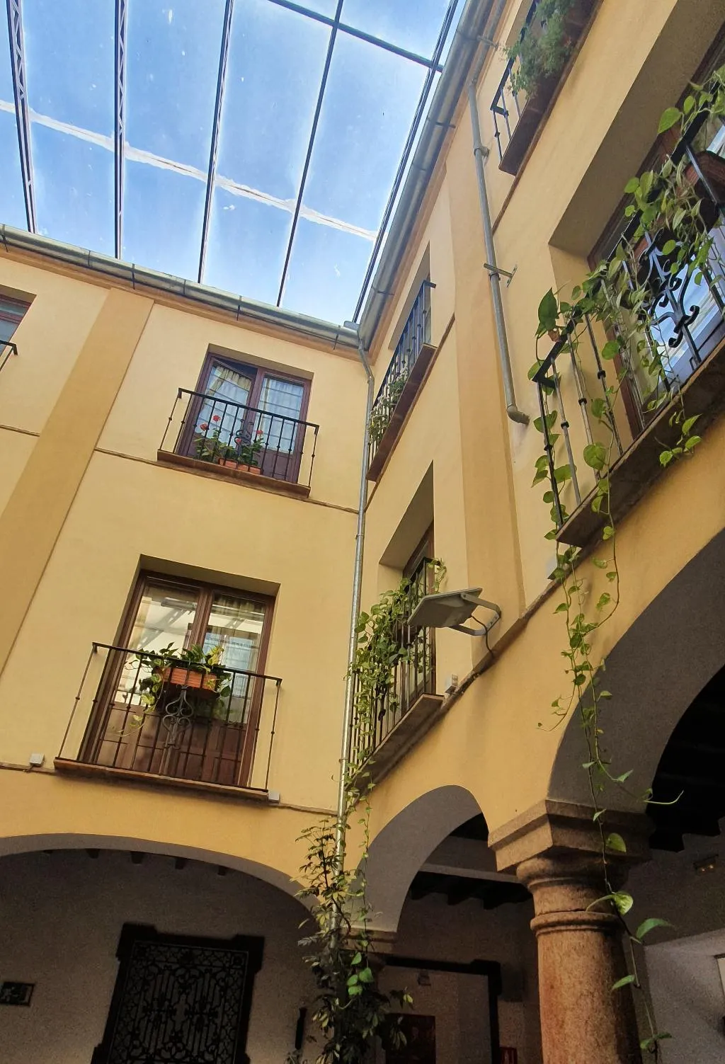Lobby, Coso Viejo, Andalucia