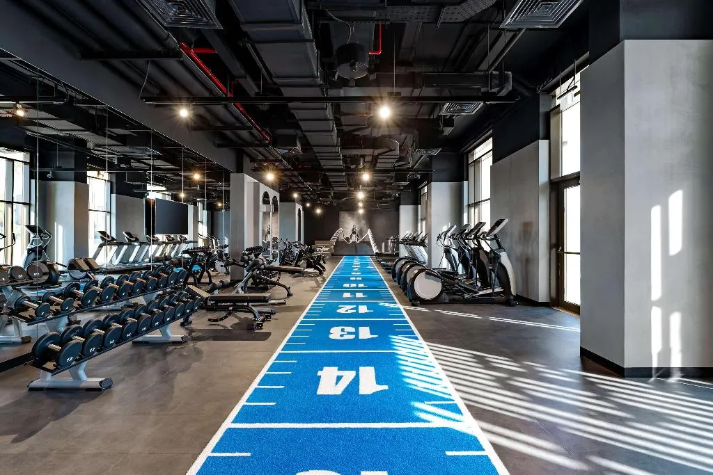 Sports and Entertainment, Hyatt Centric Jumeirah Dubai, Dubai