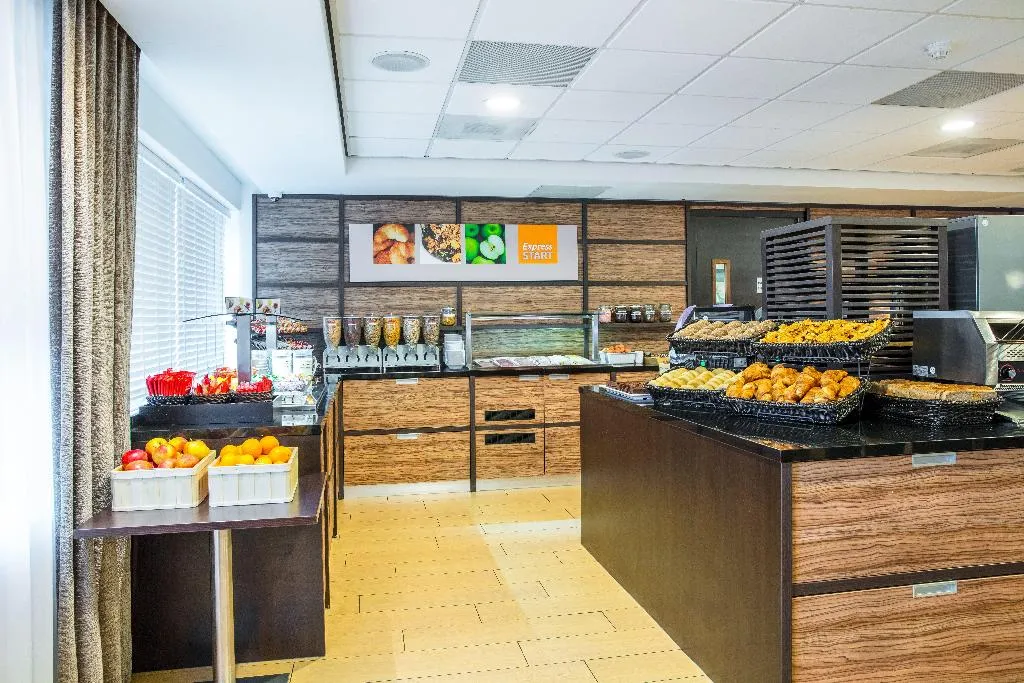 Restaurant, Holiday Inn Express Amsterdam-Sloterdijk Station, Amsterdam