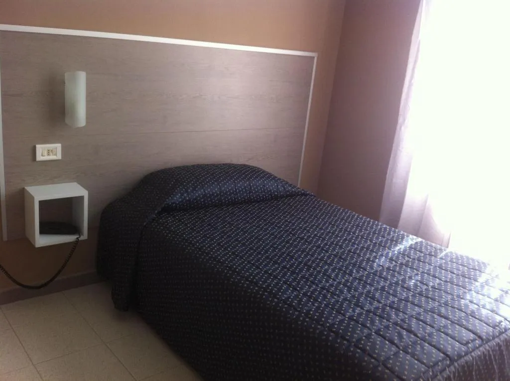 Room, Bert Hotel, Milan