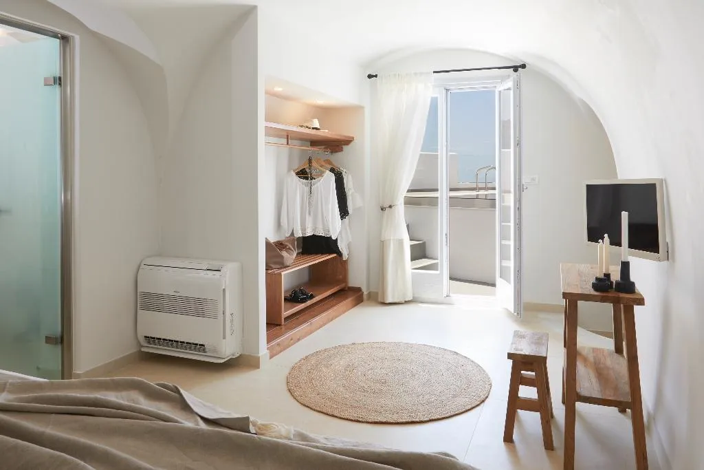 VILLA HONEYMOON Room, Celestia Grand, Santorini