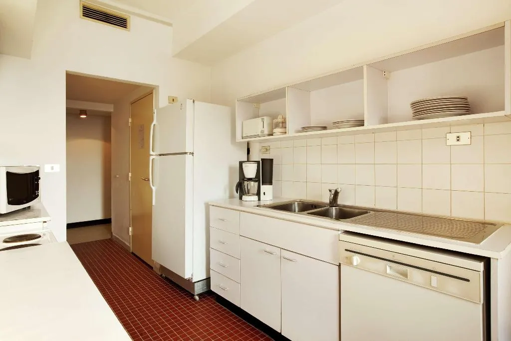 Room, Cairo World Trade Center Hotel & Residences, Cairo