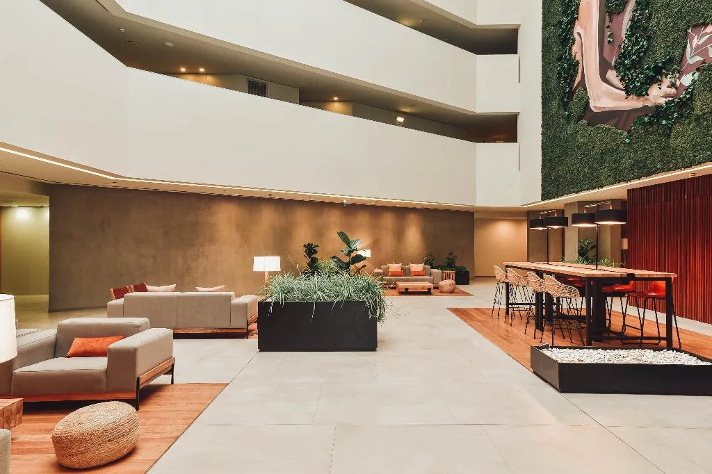Lobby, The Pearl Troia, Lisbon