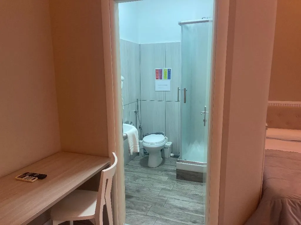 TRIPLE STANDARD Room, B&B Chez Moi, Naples