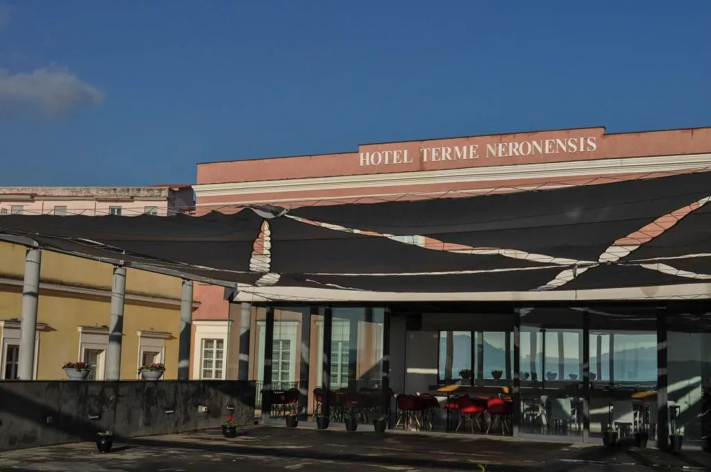 Restaurant, Hotel Neronensis, Naples
