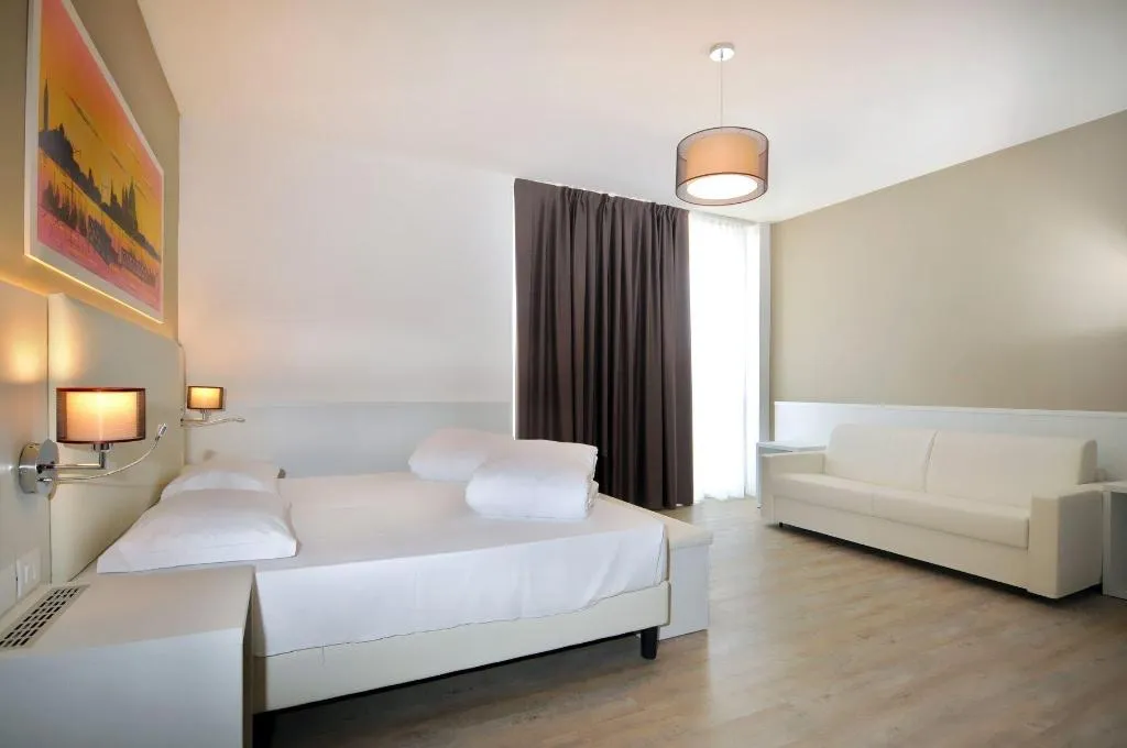 Room, Marina Palac, Venice