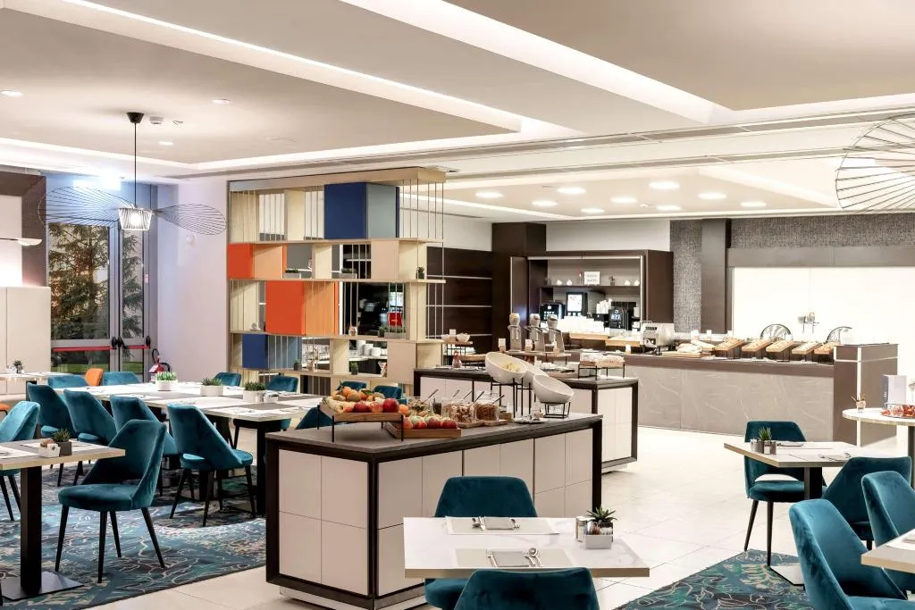 Restaurant, Doubletree by Hilton Milan Malpensa Solbiate Olona, Milan
