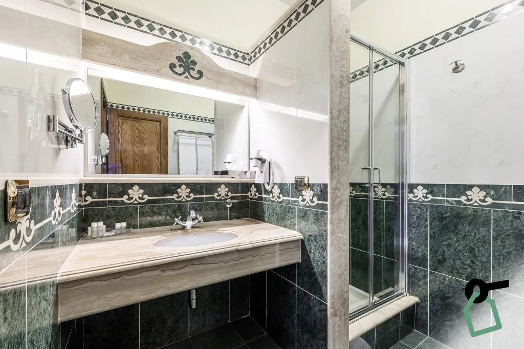 Double or Twin PARTIAL SEA VIEW Room, Hotiday Room Collection - Olbia Porto, Olbia