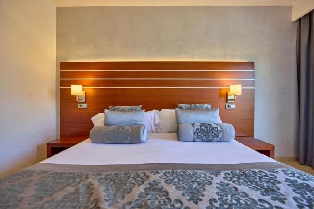 Double or Twin STANDARD Room, Zafiro Rey Don Jaime, Majorca