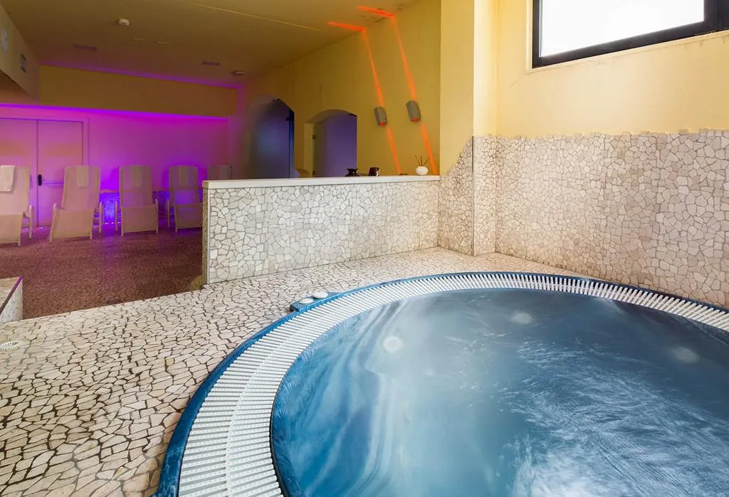 Sports and Entertainment, Art & Hotel Aeroporto, Milan