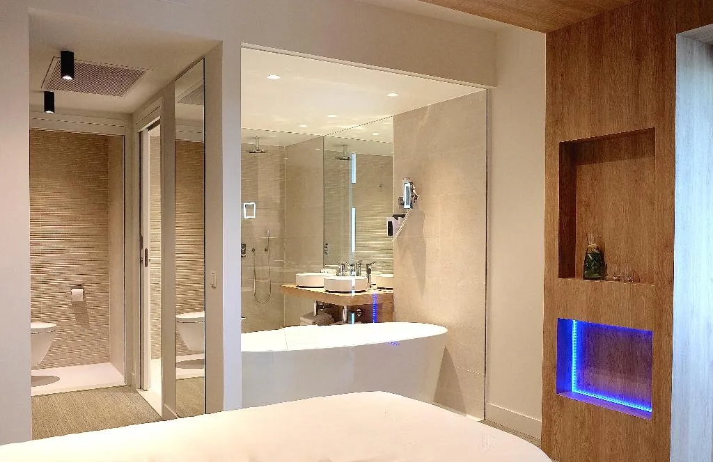 SUITE STANDARD Room, Leonardo Royal Hotel Den Haag Promenade, Amsterdam