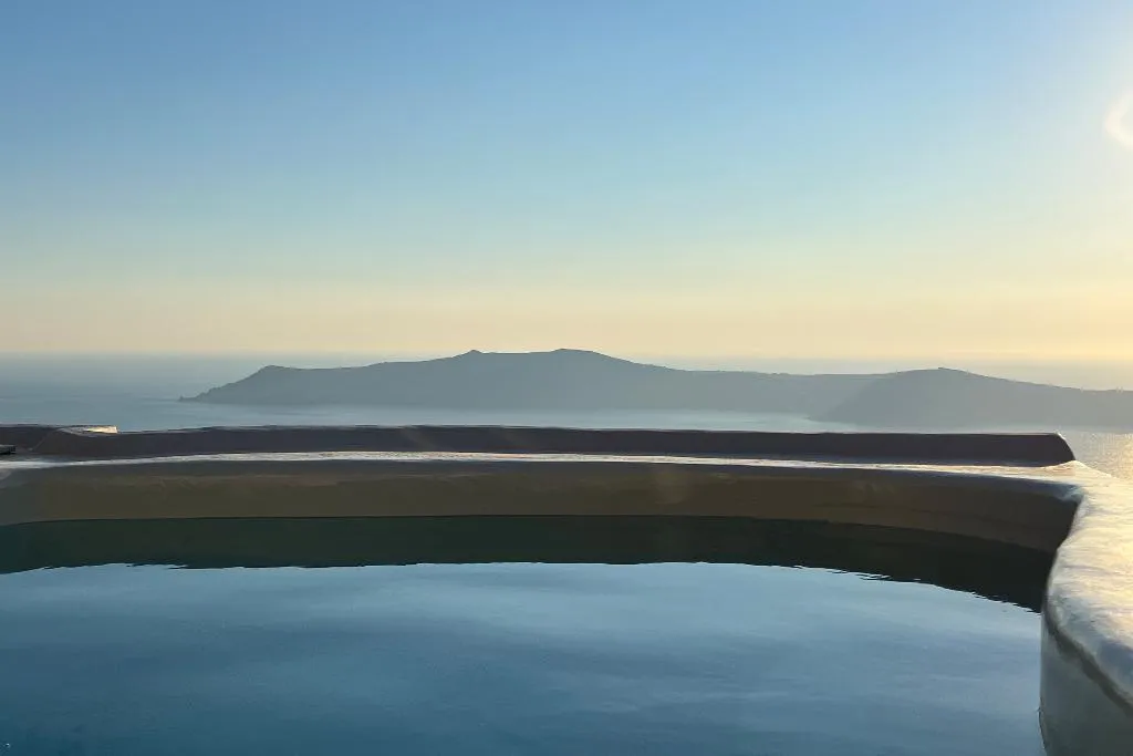 DOUBLE WITH JACUZZI Room, Kivotos Santorini, Santorini