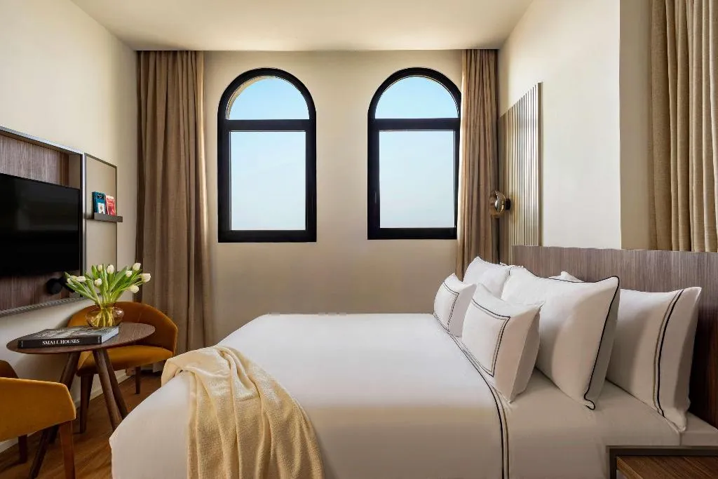 JUNIOR SUITE WITH TERRACE Room, Casa de las Artes, member of Melia Collection, Madrid