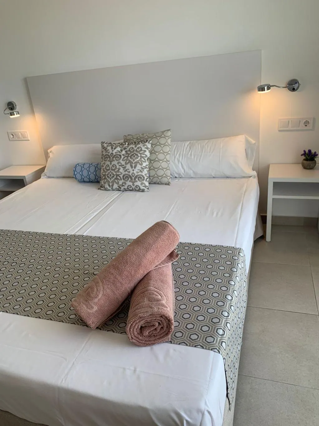 TRIPLE STANDARD Room, Chevy Hotel & Suites, Majorca