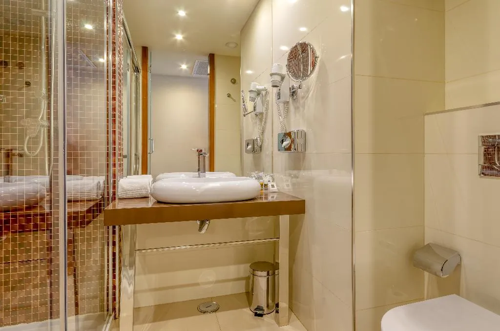 TWIN SUPERIOR Room, Turim Av Liberdade Hotel, Lisbon