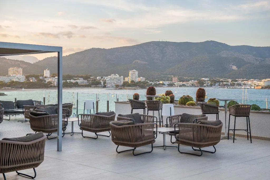 Terrace, Leonardo Royal Htl Mallorca Palmanova Bay, Majorca