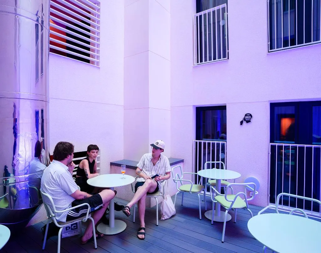Terrace, Amistat City Hostel, Barcelona