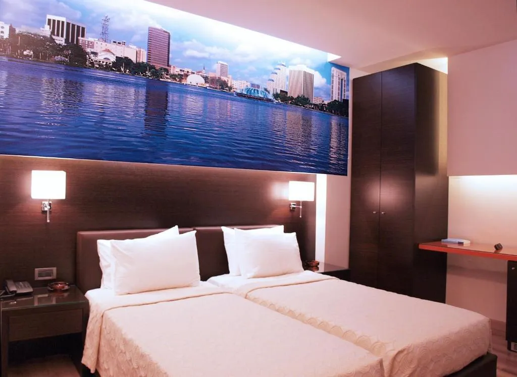TWIN STANDARD Room, Athens City, Athens