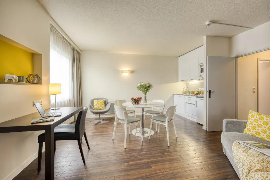 APARTMENT ONE BEDROOM Room, Citadines Sainte Catherine Brussels, Brussels