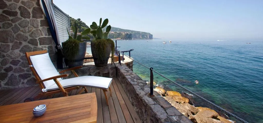 Terrace, Capo La Gala Hotel & Wellness, Naples