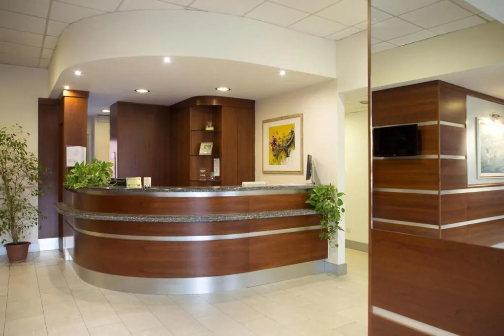 Lobby, Re Lissone, Milan