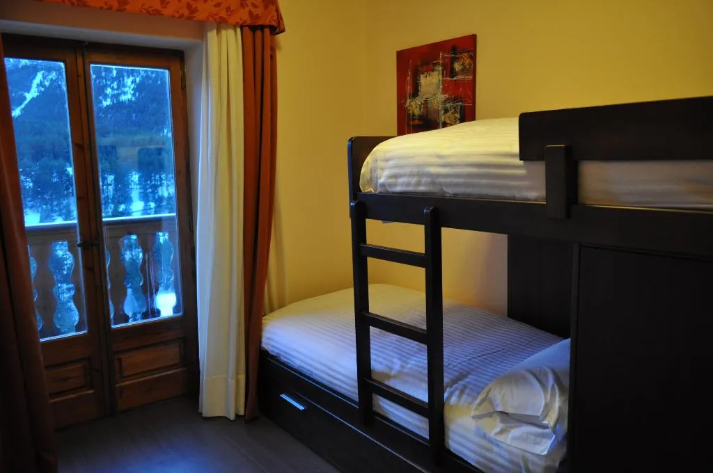 FAMILY ROOM STANDARD Room, Solineu, Costa Brava