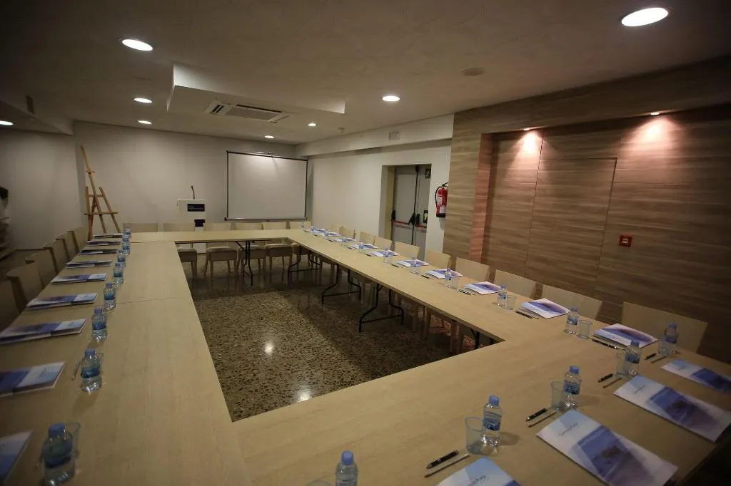 Conferences, Canyelles Marina 3000, Costa Brava