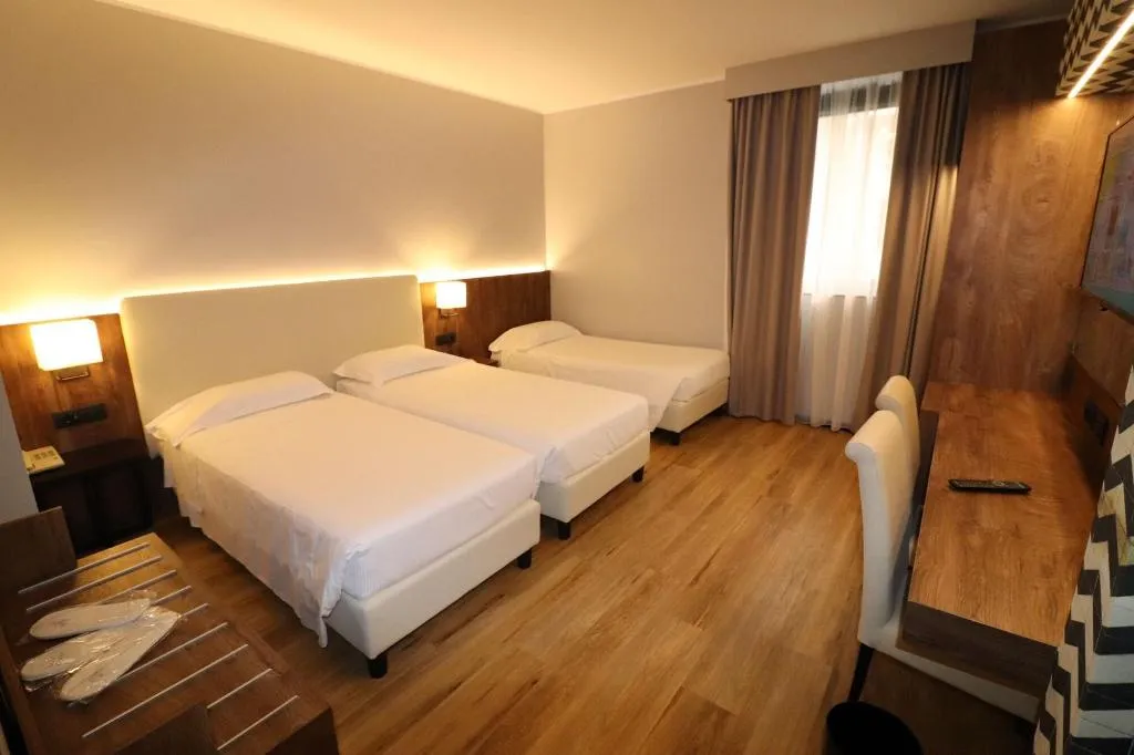 Room, Hotel Domenichino, Milan