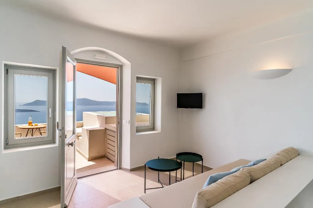 SUITE WITH JACUZZI Room, Panorama Santorini Boutique Hotel, Santorini