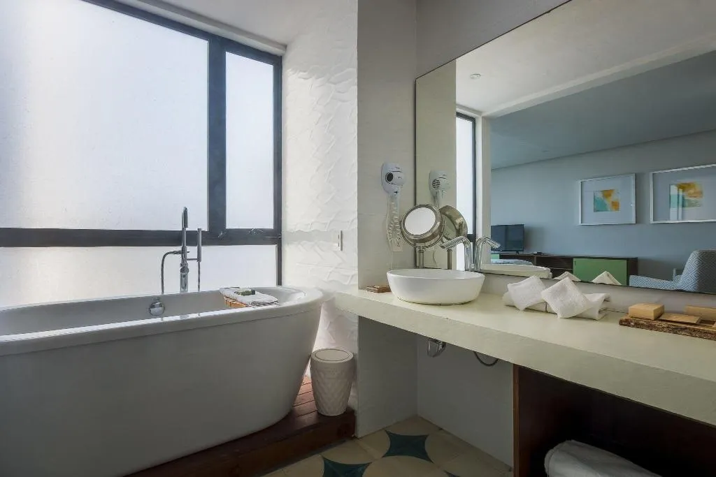 SUITE OCEAN VIEW KING BED Room, O Tulum - Adults Only, Cancun Area