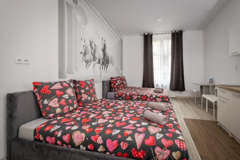 QUADRUPLE STANDARD Room, 70s Guest room, Krakow