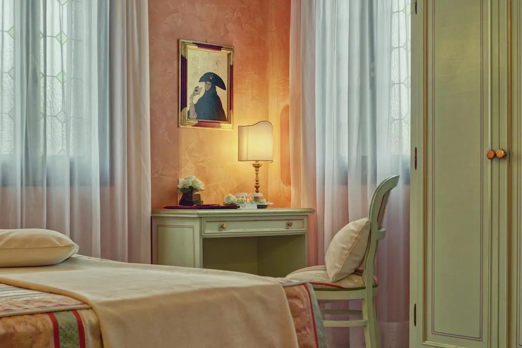 QUADRUPLE STANDARD Room, Firenze, Venice