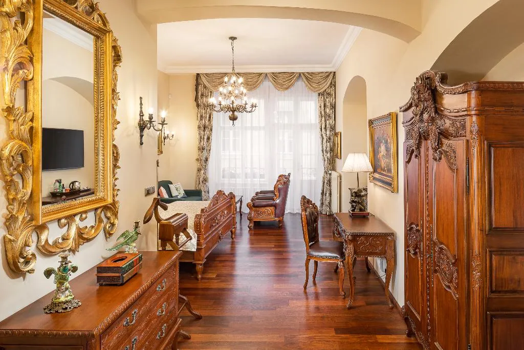 SUITE DELUXE Room, Iron Gate Hotel & Suites Prague by BHG, Prague