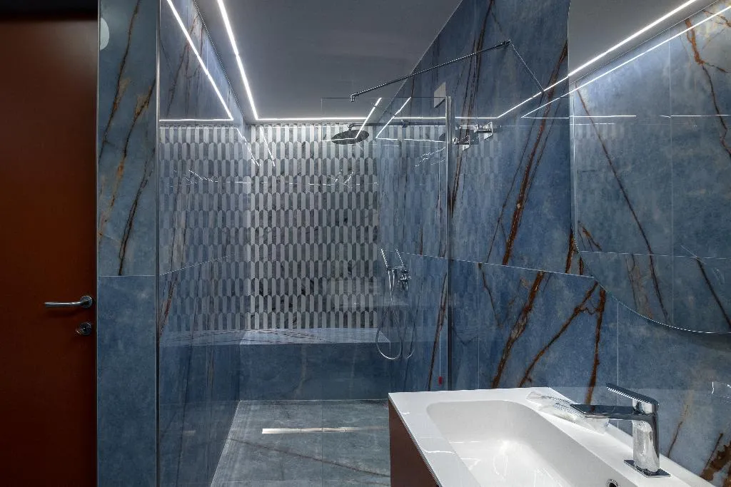 SUITE WITH JACUZZI Room, Relais Manfredi, Naples