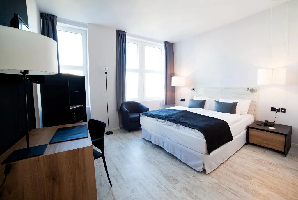 Double or Twin STANDARD Room, Catalonia Berlin Mitte, Berlin