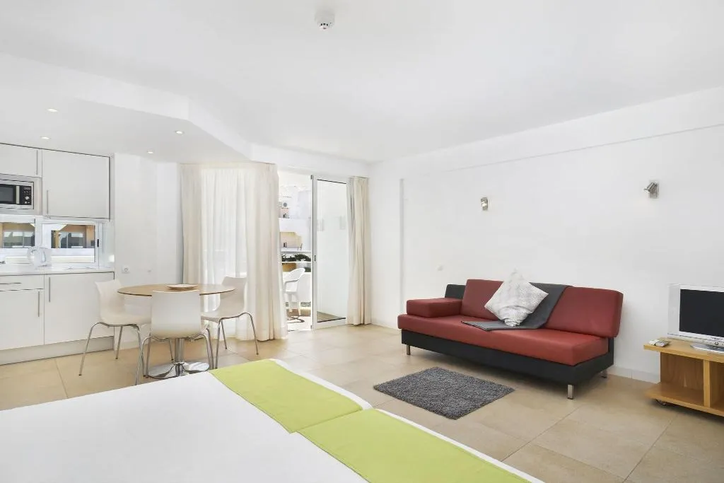 Room, Golden Club Cabanas, Algarve