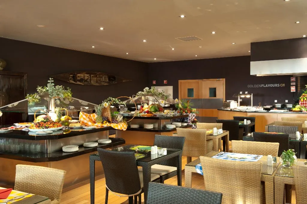 Restaurant, Golden Residence, Madeira