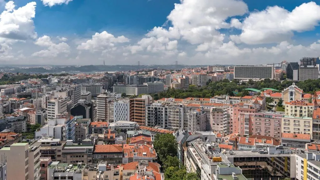 TWIN CLUB Room, Sheraton Lisboa Hotel & Spa, Lisbon
