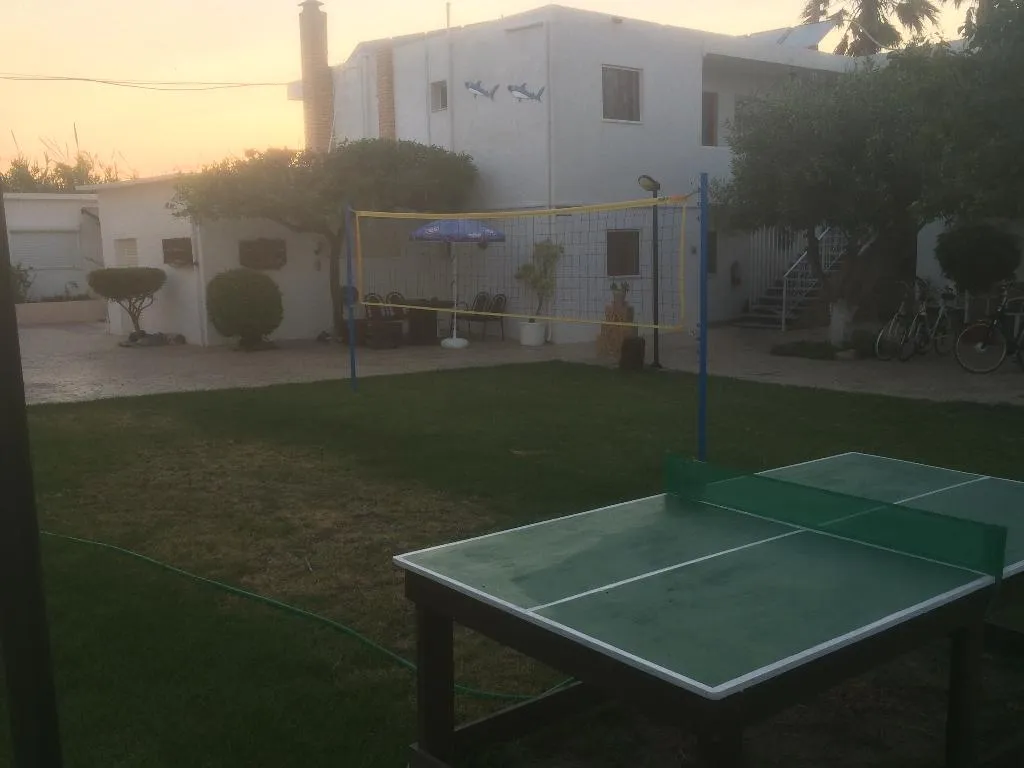Sports and Entertainment, Captain Pavlos, Kos