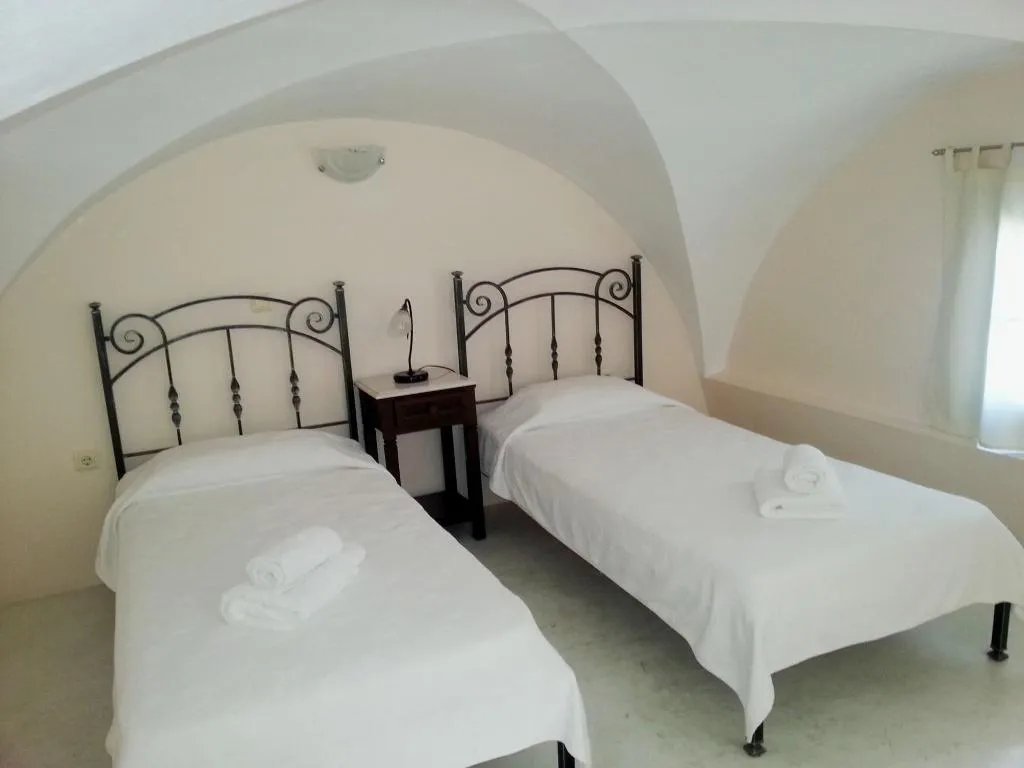 Room, Costa Marina Villas, Santorini