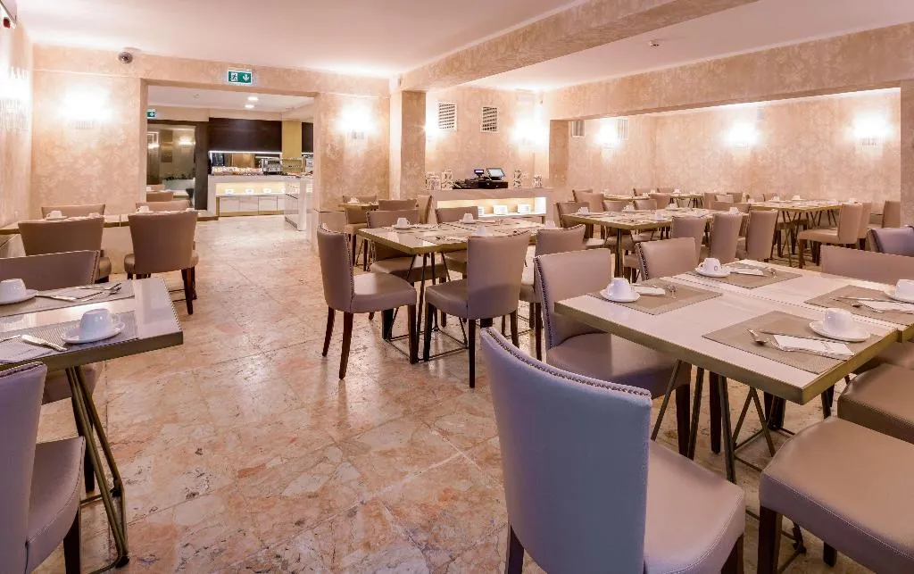 Restaurant, CHC Continental, BW Premier Collection, Venice
